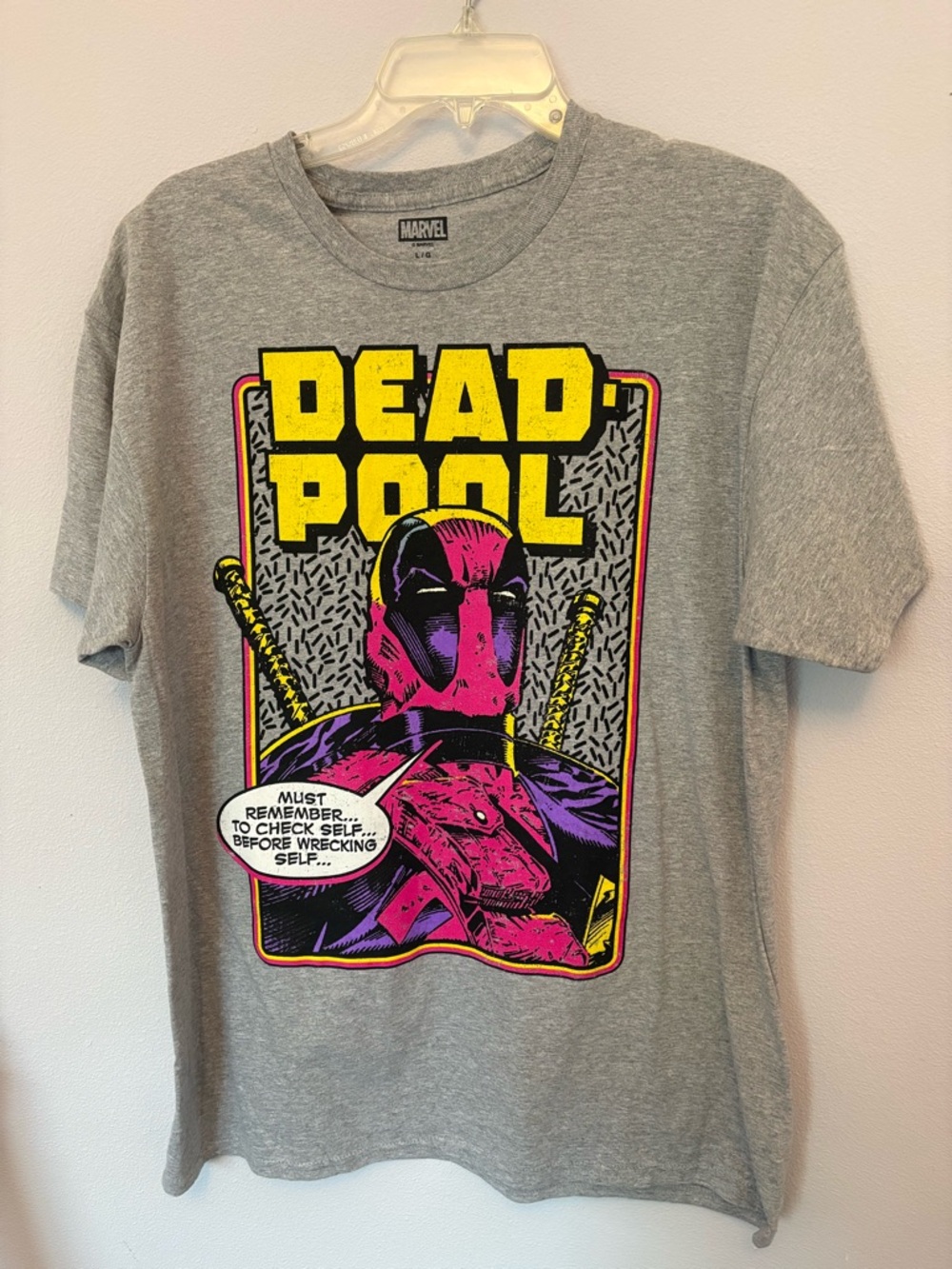 Marvel Deadpool Short Sleeve Tee - Gray with Pink & Yellow Graphic